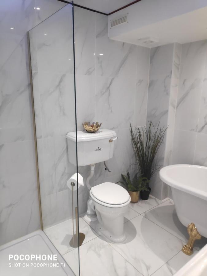 Bed and Breakfast 29 Marine Crescent Waterloo Esterno foto